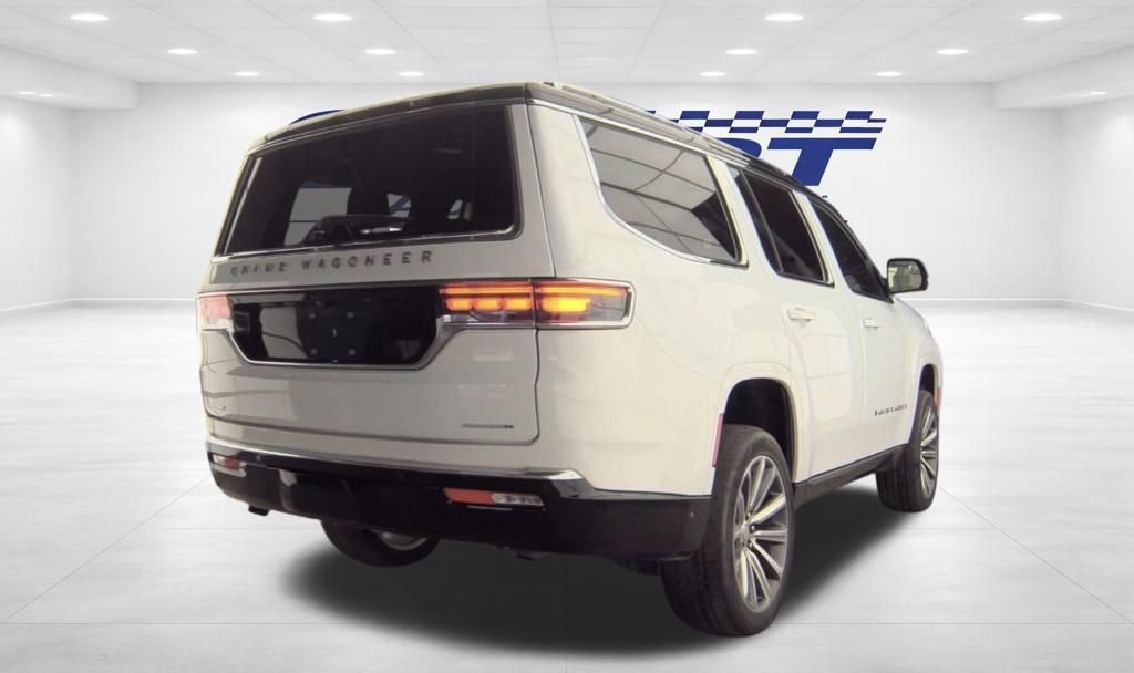 Used 2023 Jeep Grand Wagoneer Series II image 5