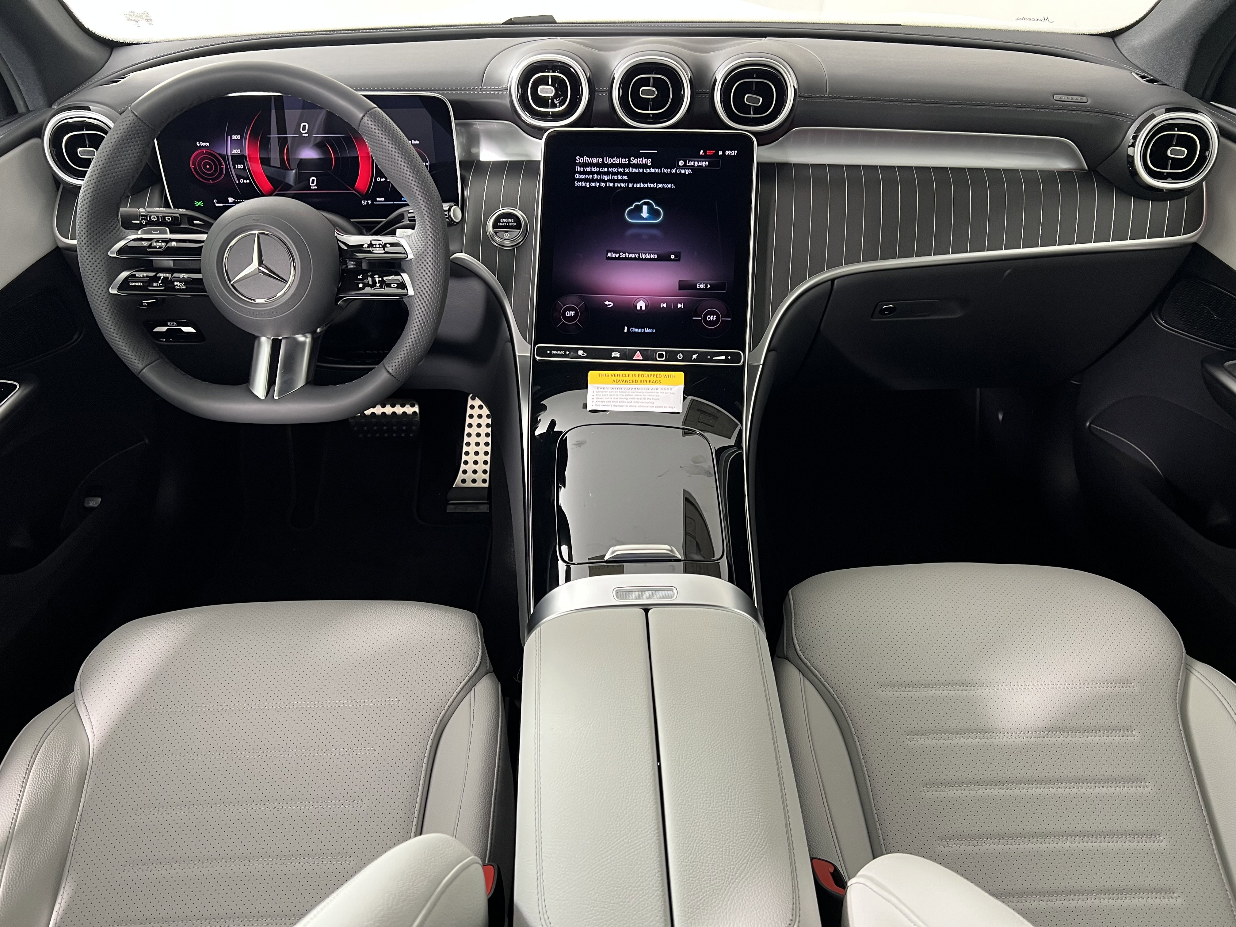 New 2026 Mercedes-Benz GLC 300 4MATIC image 23