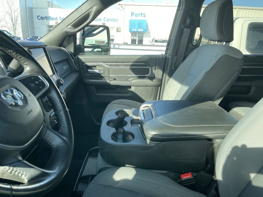 Used 2024 RAM 3500 Big Horn image 5