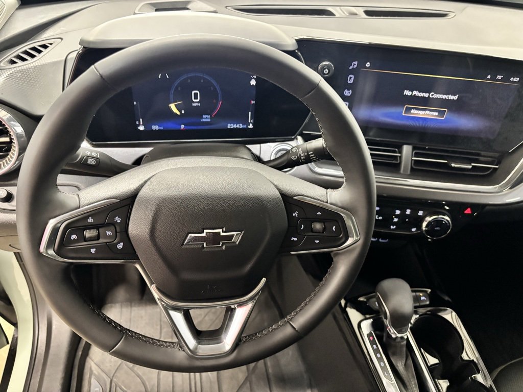 Used 2025 Chevrolet Trax ACTIV w/ Driver Confidence Package image 15