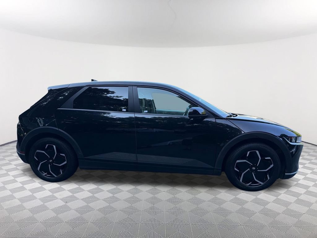 Used 2022 Hyundai Ioniq 5 SEL RWD image 4