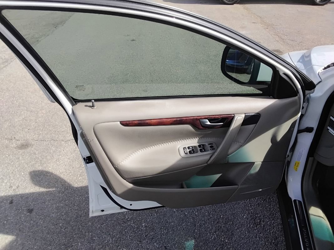 Used 2007 Volvo XC70 image 10