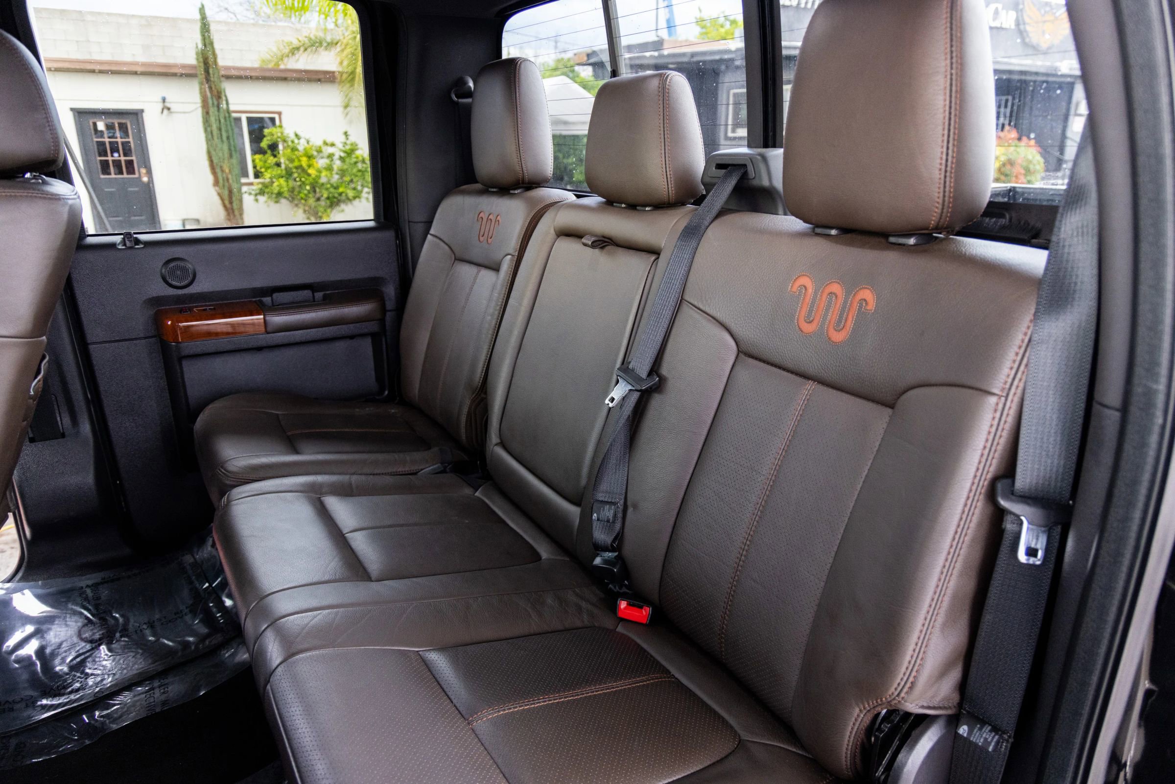 Used 2016 Ford F350 King Ranch w/ King Ranch w/Chrome Package AWD/4WD image 30