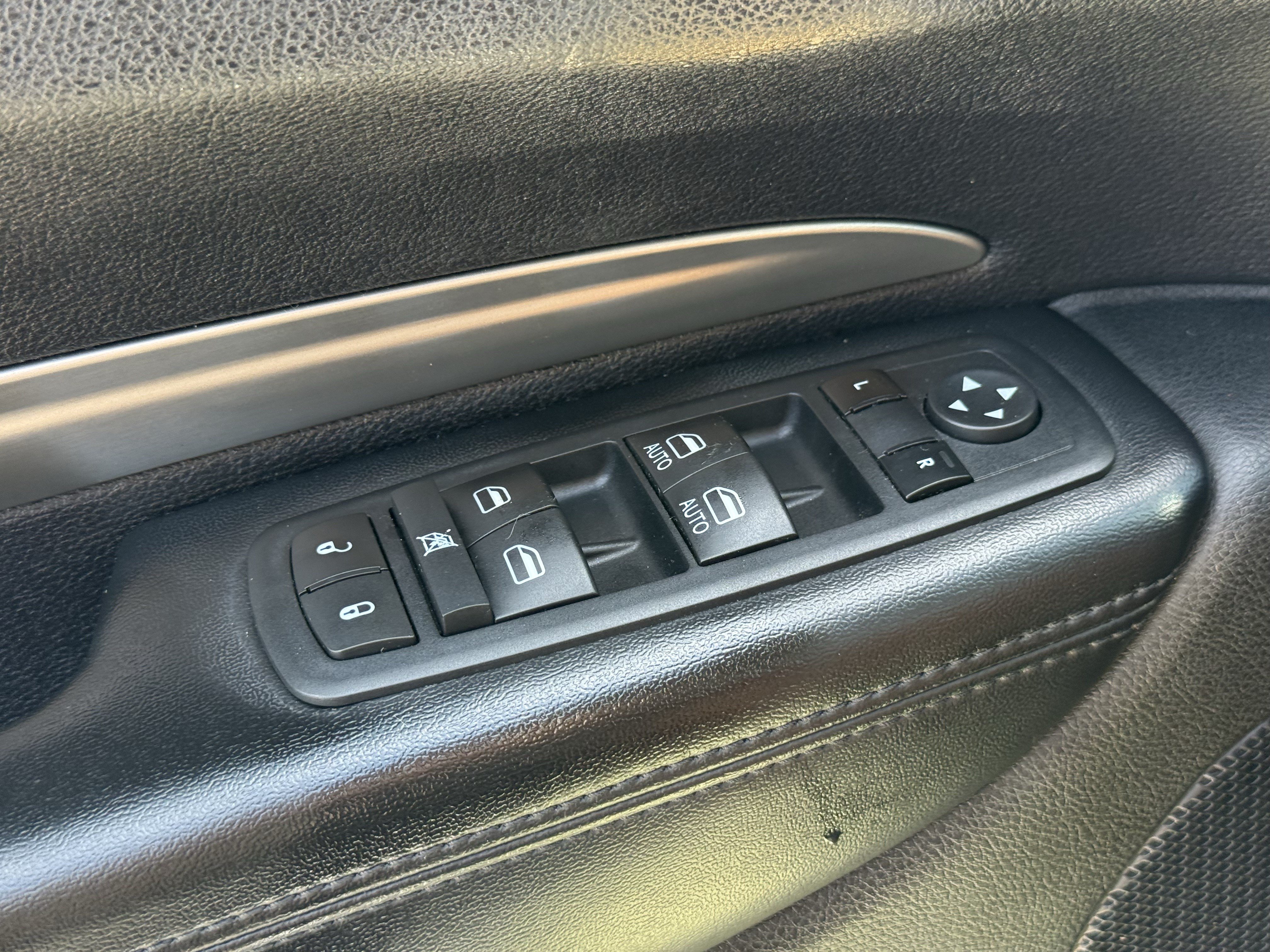 Used 2013 Dodge Durango SXT w/ Popular Equipment Group RWD image 25