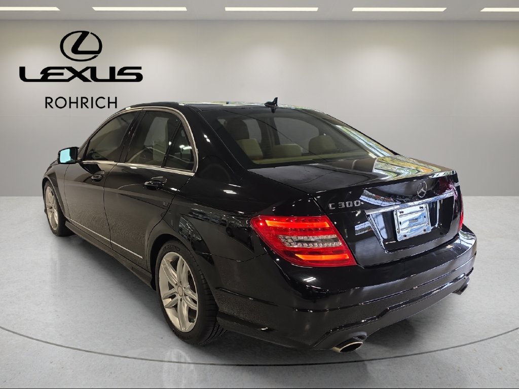 Used 2012 Mercedes-Benz C 300 4MATIC Sedan image 8
