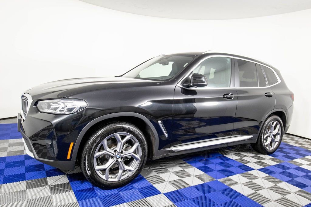 Used 2024 BMW X3 sDrive30i image 1