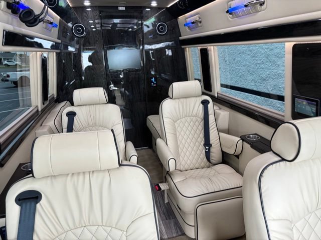 Used 2021 Mercedes-Benz Sprinter 3500 image 44
