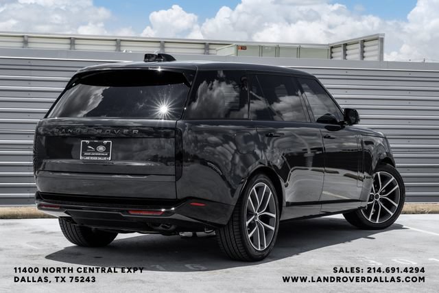 New 2026 Land Rover Range Rover Long Wheelbase SE AWD/4WD image 9
