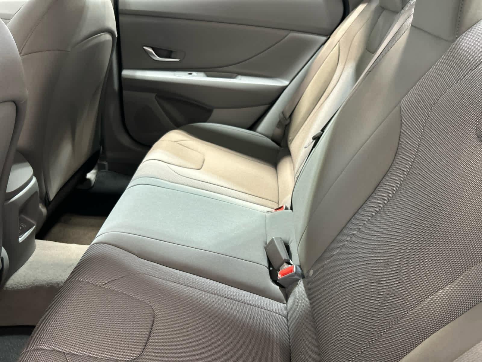 New 2026 Hyundai Elantra SE FWD image 5