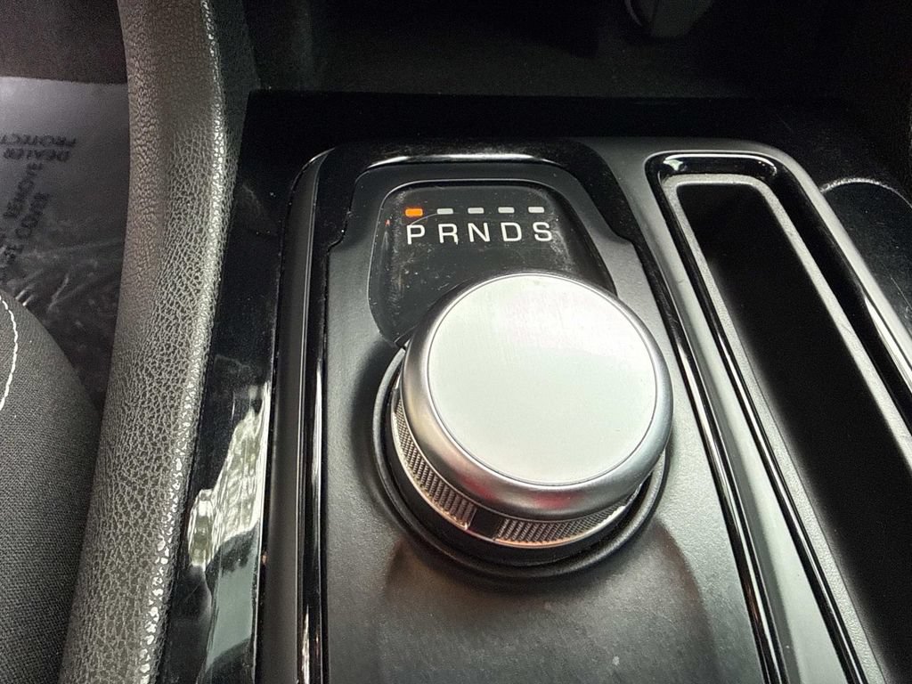 Used 2023 Chrysler 300 S RWD image 32