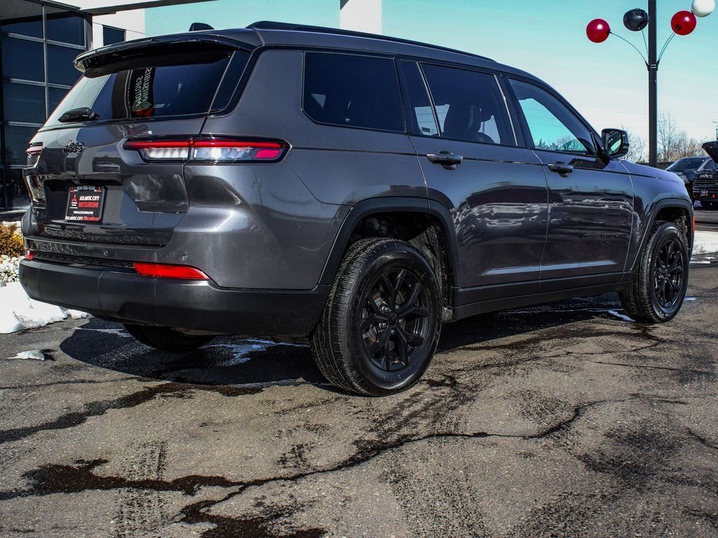 Used 2024 Jeep Grand Cherokee L Laredo AWD/4WD image 6