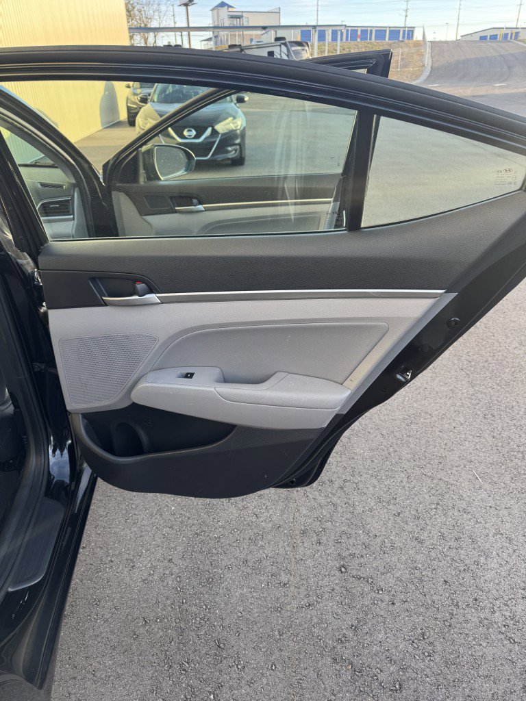 Used 2020 Hyundai Elantra Value Edition FWD image 16