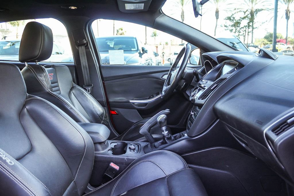 Used 2013 Ford Focus ST FWD image 21