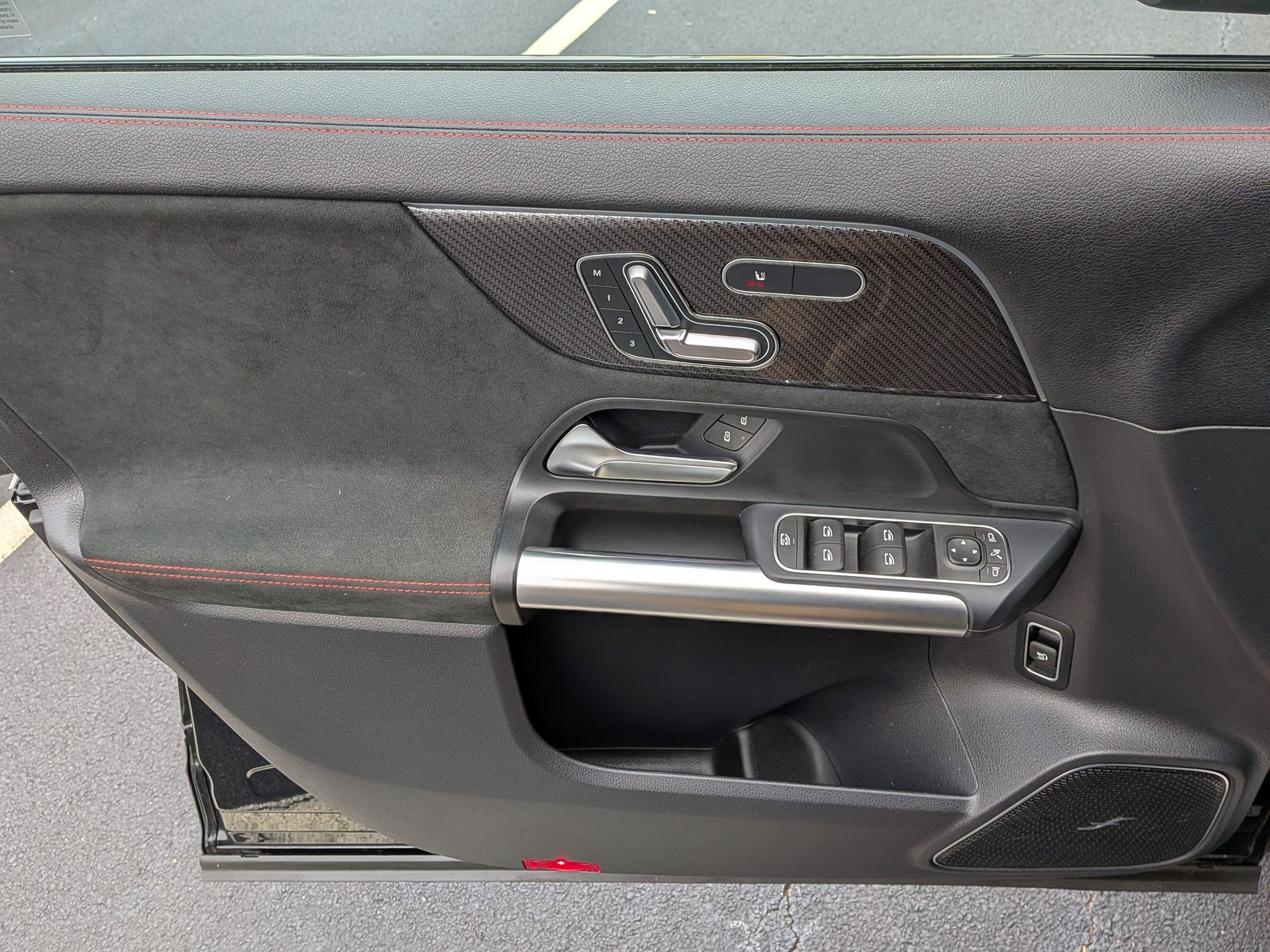 Used 2024 Mercedes-Benz GLA 35 AMG 4MATIC image 14