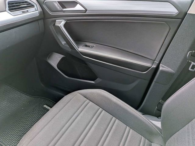 Certified 2023 Volkswagen Tiguan S FWD image 17