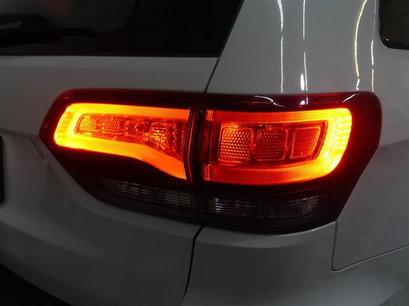 Used 2020 Jeep Grand Cherokee High Altitude AWD/4WD image 15
