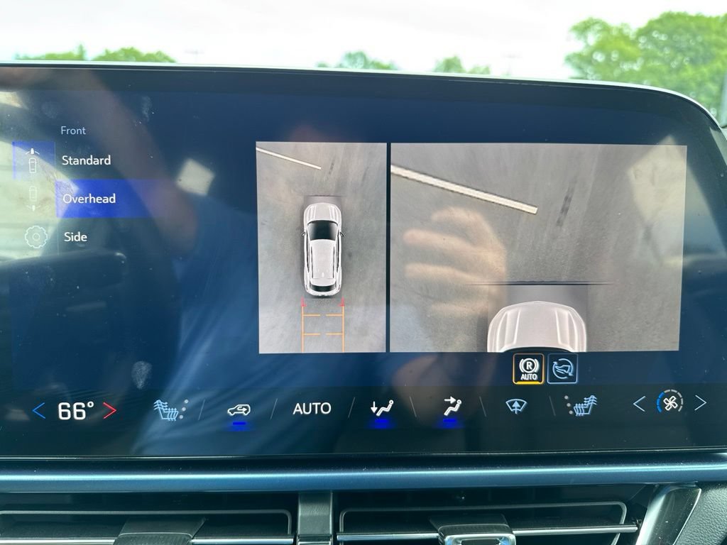 Used 2026 Chevrolet Equinox EV LT AWD/4WD image 39