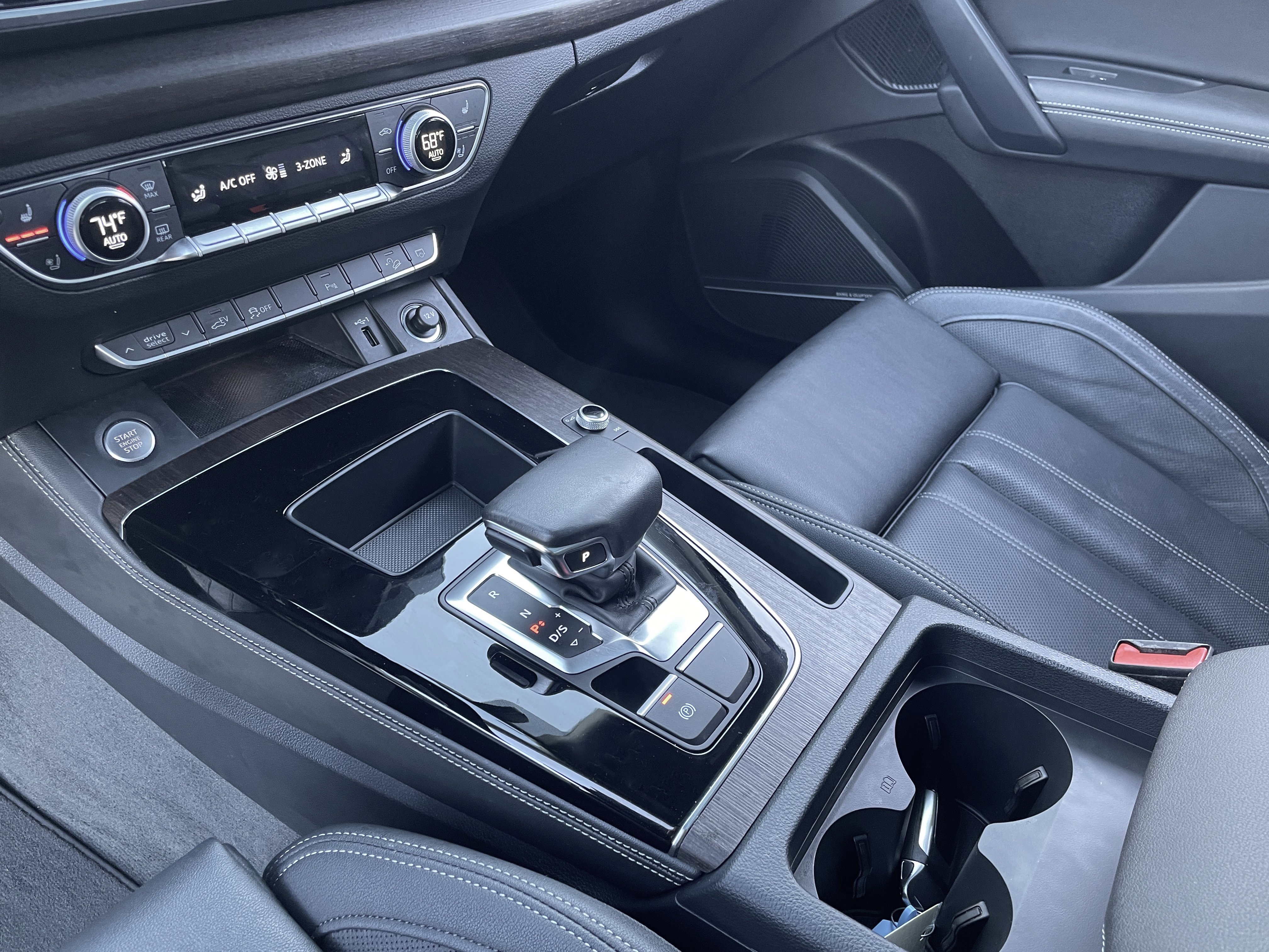 Certified 2023 Audi Q5 e Premium Plus w/ Premium Plus Package image 9