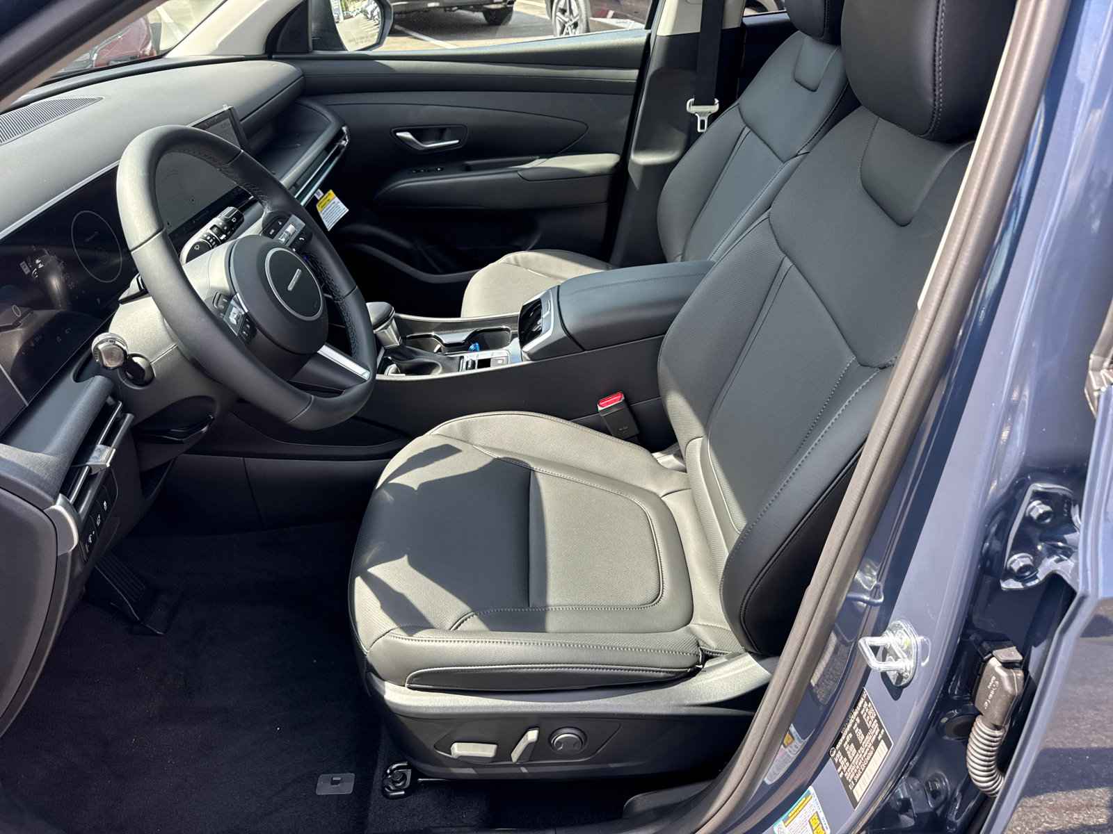 New 2025 Hyundai Tucson SEL image 9