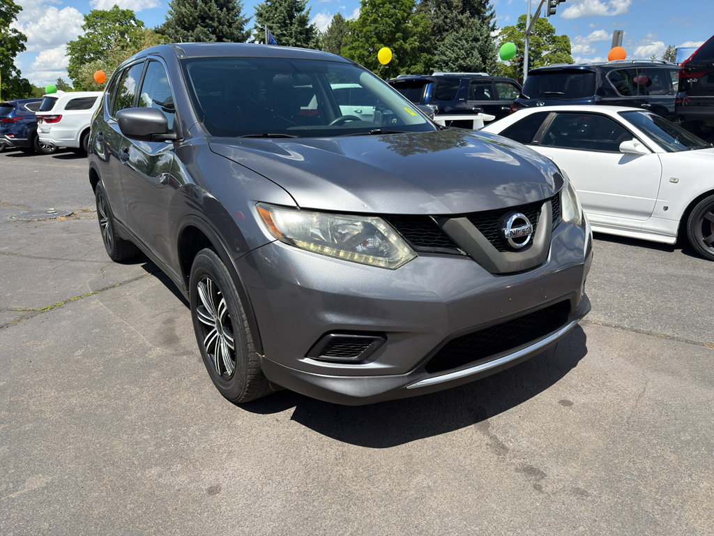 Used 2016 Nissan Rogue S w/ S Family Package AWD/4WD image 11