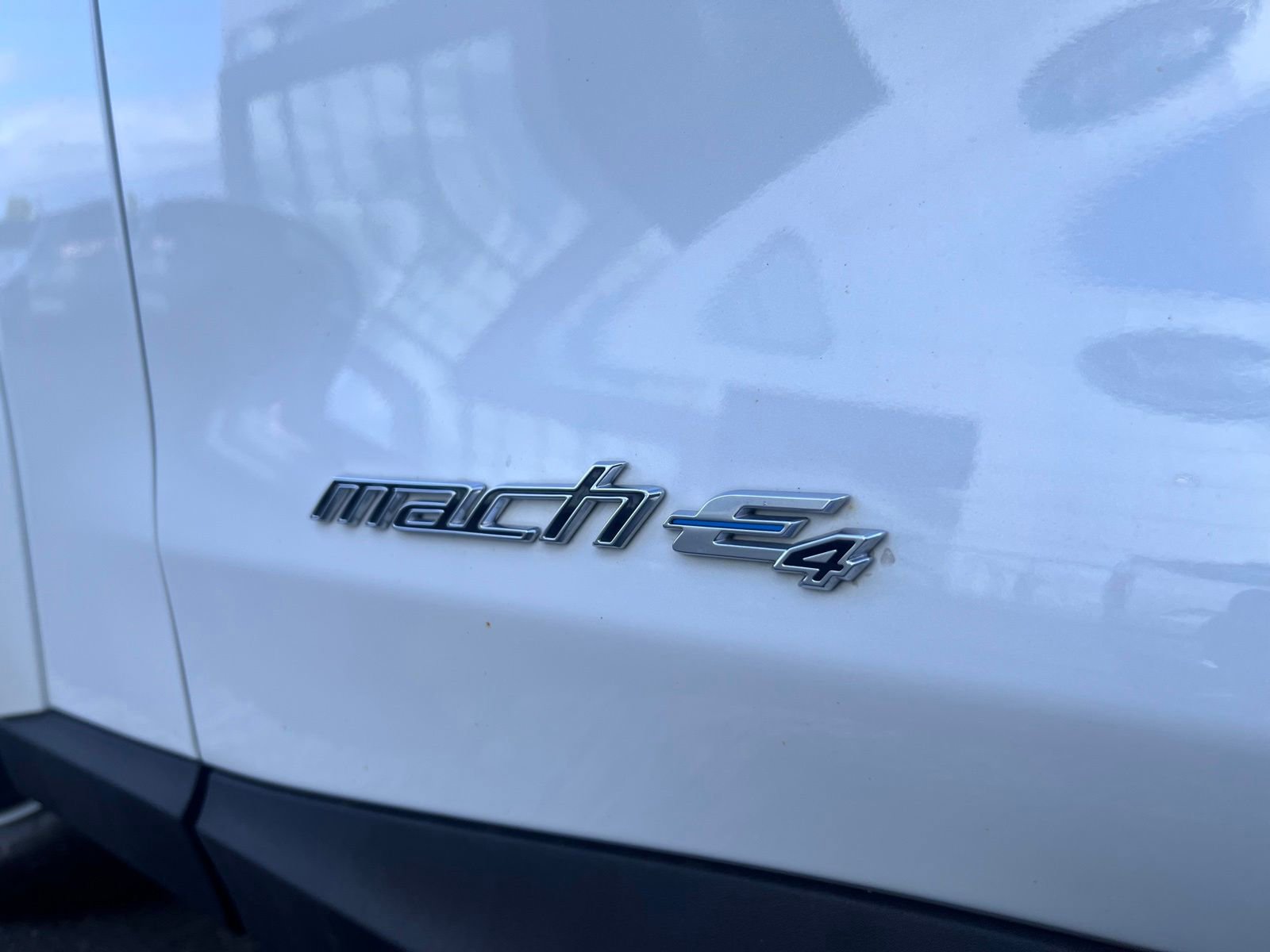 Used 2025 Ford Mustang Mach-E Premium AWD/4WD image 15