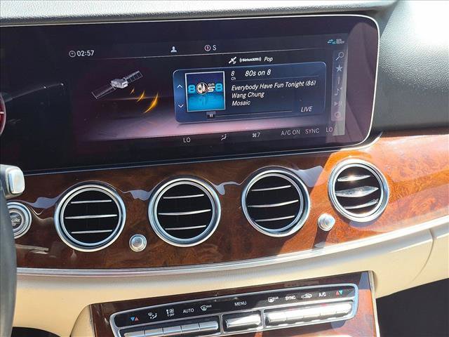 Used 2019 Mercedes-Benz E 300 4MATIC image 8