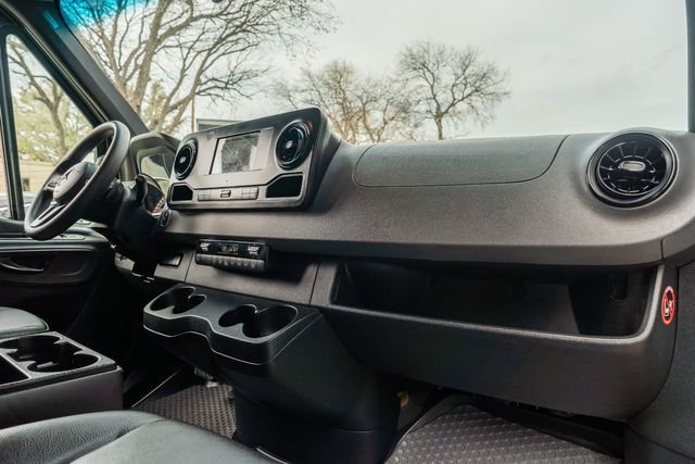 Used 2019 Mercedes-Benz Sprinter 2500 image 45