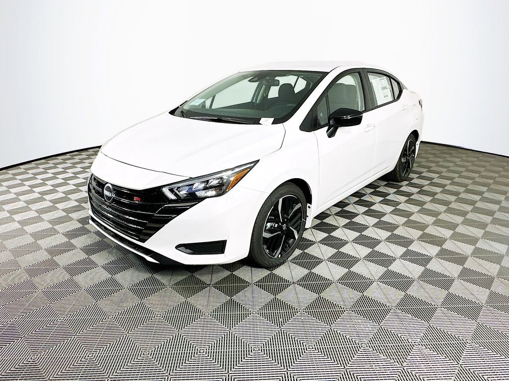 New 2025 Nissan Versa SR w/ Trunk Package image 5