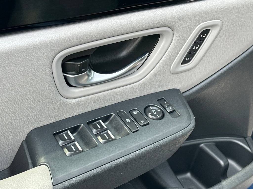 Used 2024 Honda Pilot EX-L image 12