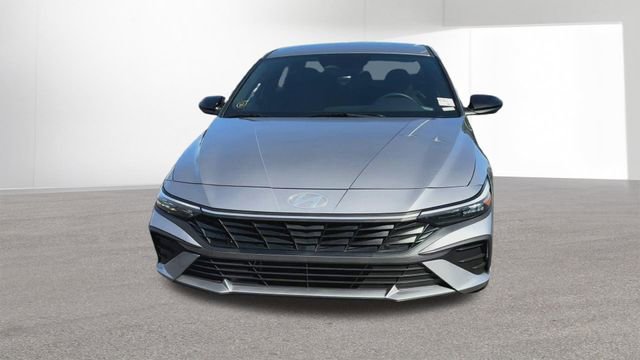 New 2026 Hyundai Elantra Sport image 3