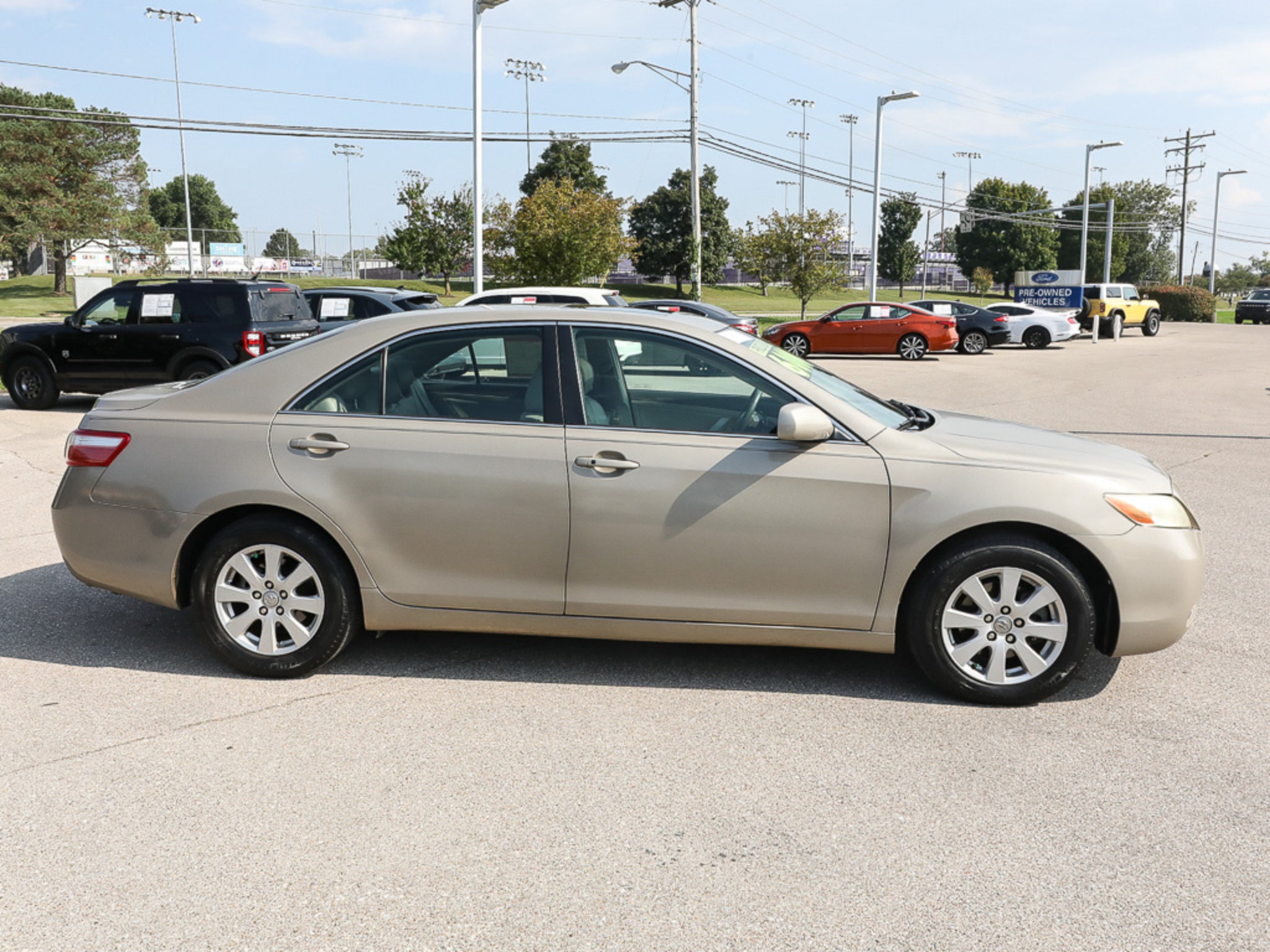 Used 2007 Toyota Camry XLE FWD image 8