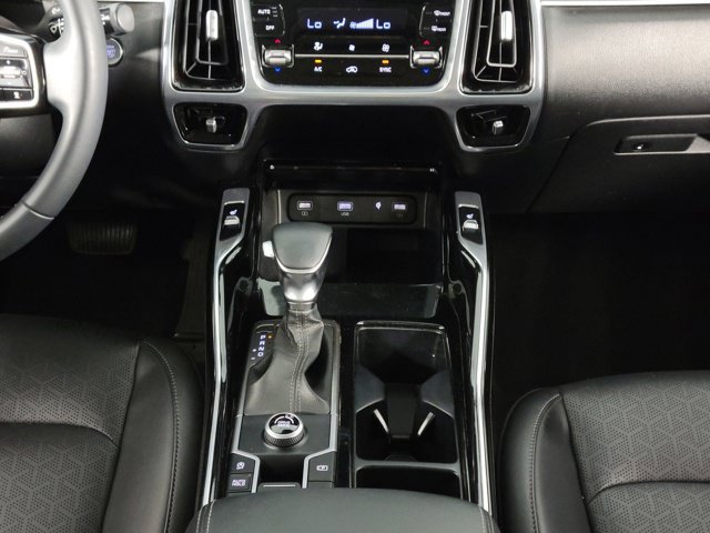 Used 2022 Kia Sorento SX FWD image 26