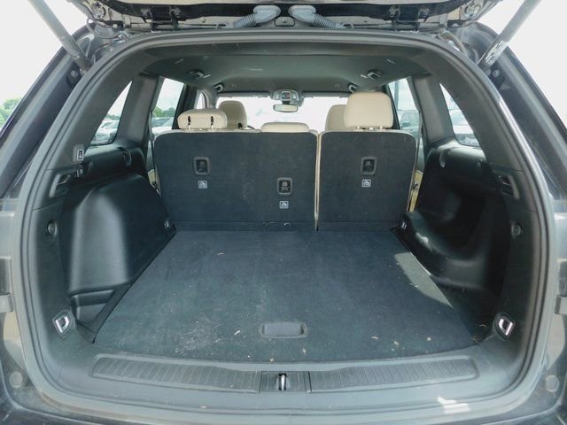 Used 2023 Jeep Grand Cherokee Limited image 32