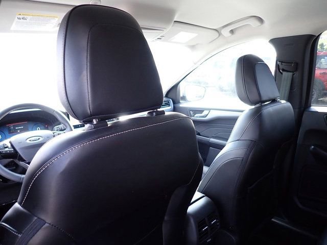 Used 2023 Ford Escape Platinum image 18