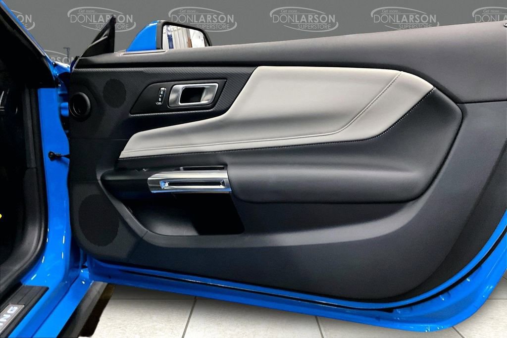 Used 2025 Ford Mustang GT Premium image 12