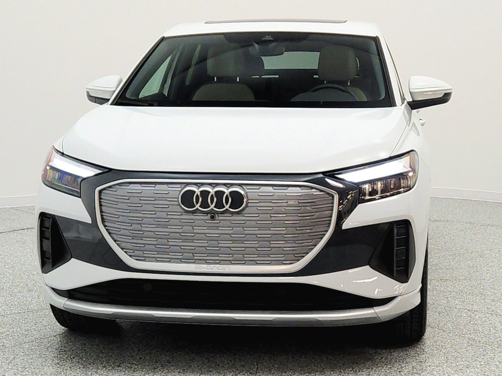 Used 2022 Audi Q4 e-tron Premium w/ Convenience Package AWD/4WD image 2