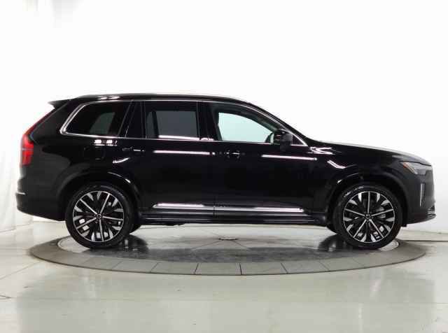 Used 2026 Volvo XC90 B6 Ultra w/ Protection Package image 13
