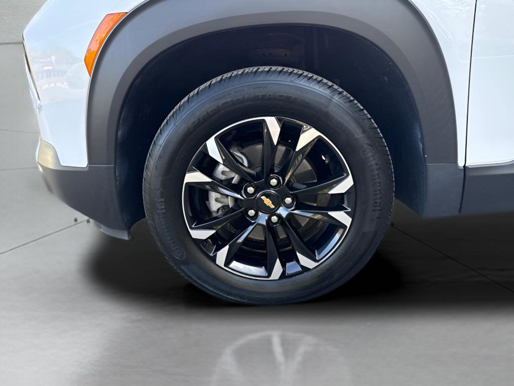 Used 2023 Chevrolet TrailBlazer LT AWD/4WD image 5