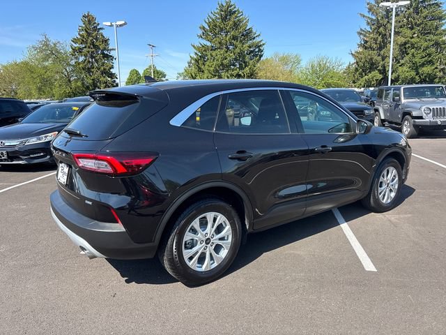 Used 2023 Ford Escape Active FWD image 29