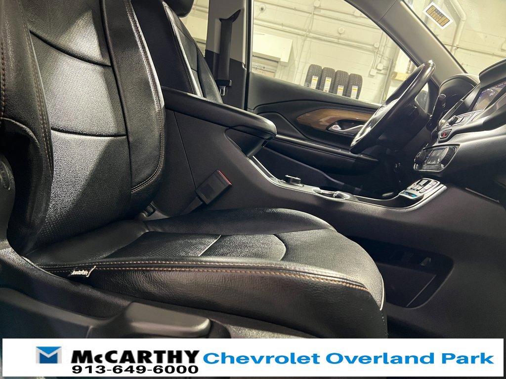 Used 2020 GMC Terrain SLE image 28