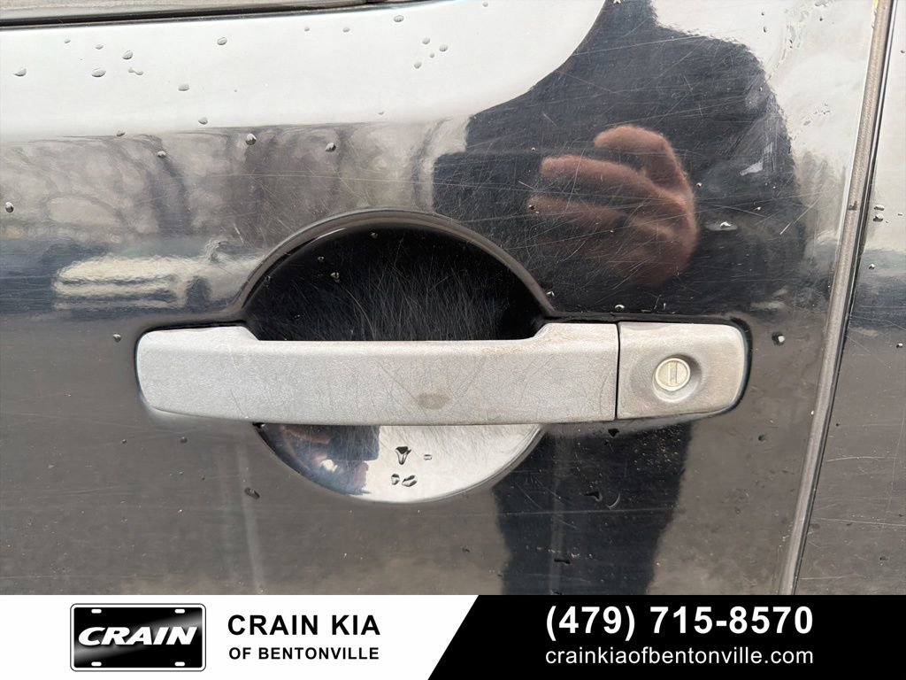 Used 2008 Nissan Frontier SE w/ SE Value Truck Pkg image 13