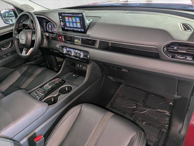 Used 2025 Honda Pilot Touring image 24