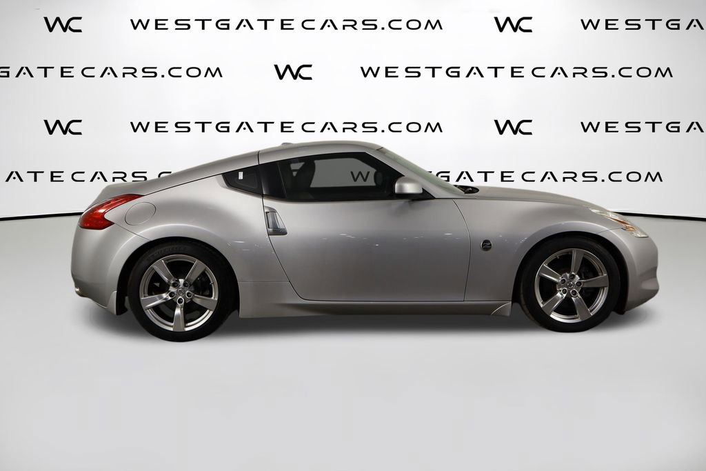 Used 2009 Nissan 370Z Touring image 36