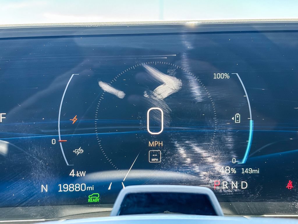 Certified 2024 Cadillac Lyriq Luxury AWD/4WD image 40