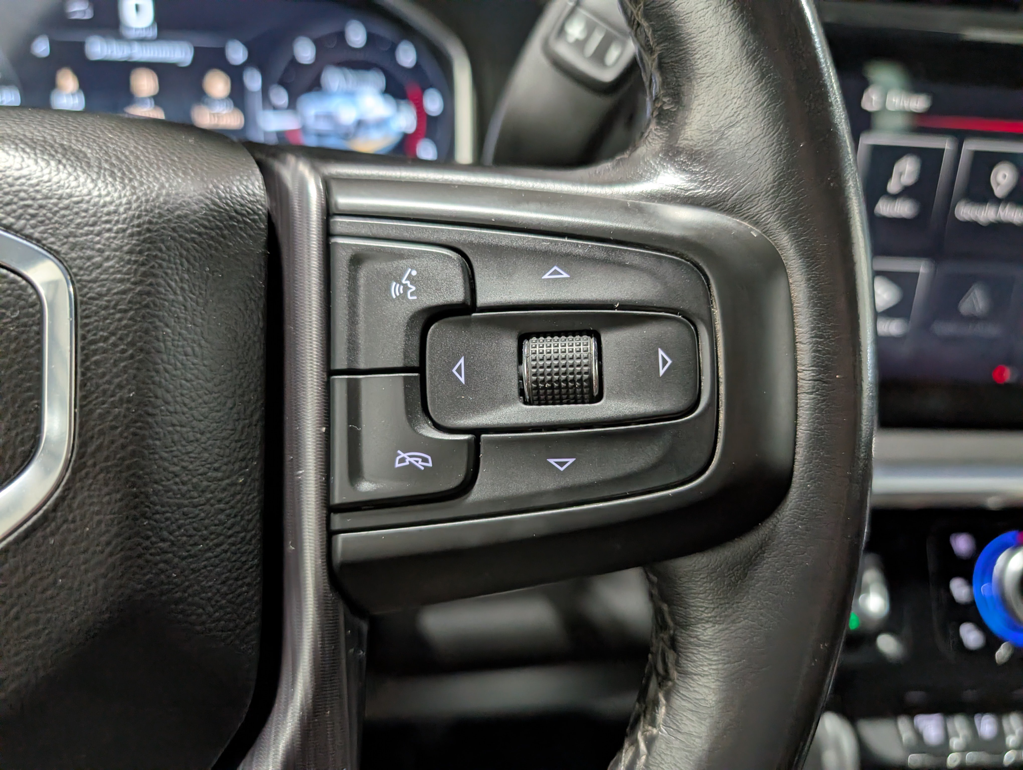 Used 2024 GMC Sierra 3500 Denali Ultimate AWD/4WD image 25
