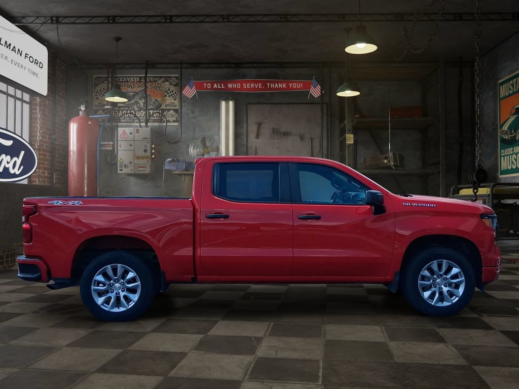 Used 2022 Chevrolet Silverado 1500 Custom AWD/4WD image 7