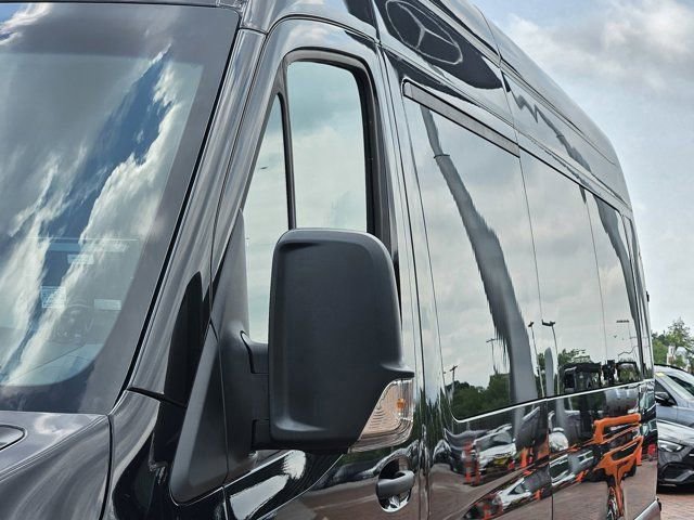 New 2024 Mercedes-Benz Sprinter 3500 image 11
