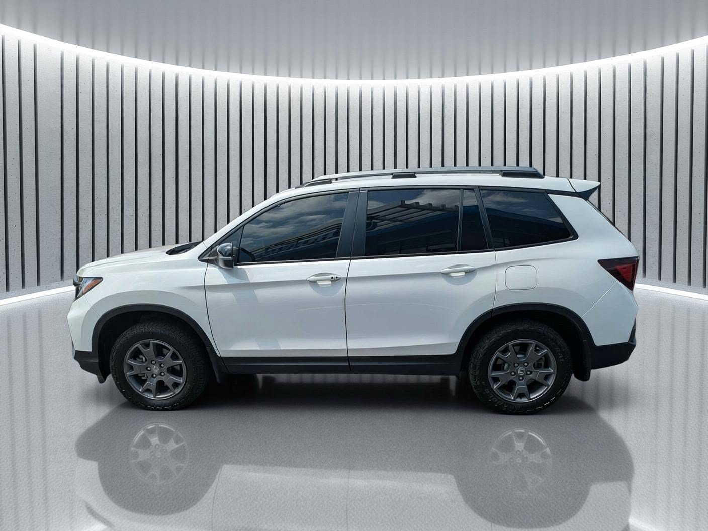 Certified 2024 Honda Passport TrailSport image 9