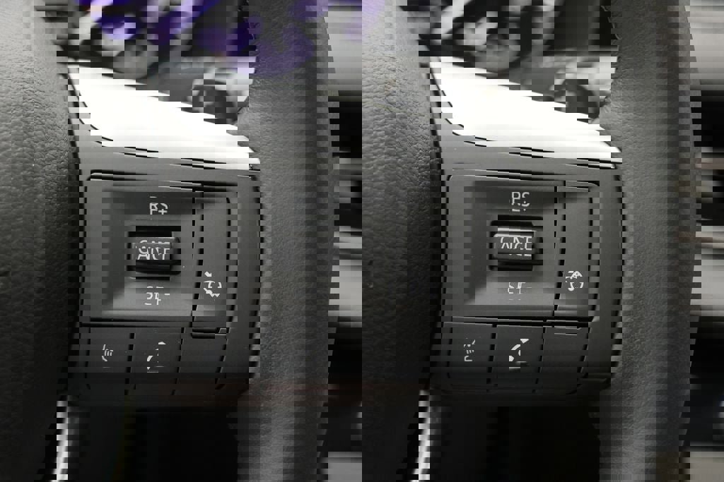 Used 2023 INFINITI QX60 Pure image 23