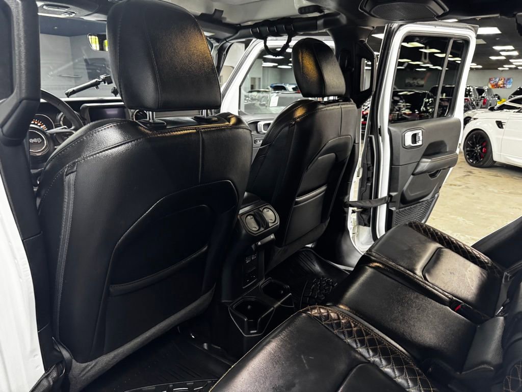Used 2023 Jeep Gladiator Overland AWD/4WD image 41